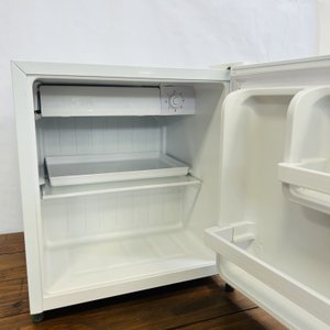 Frigobar Hometech Blanco 45x47x51cm - imagen 2