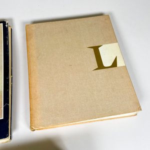 Tres Libros Antiguos: Larousse Gastronomique y Catálogo de Galería de Dresde - imagen 3