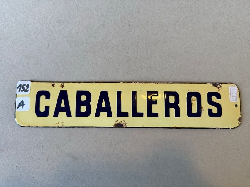 Item 877966 - Image 1