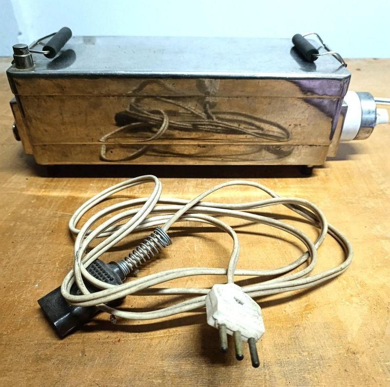 Esterilizador Eléctrico Vintage de Metal