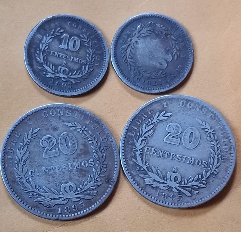 Lote siguiente: Monedas de plata con diseños únicos