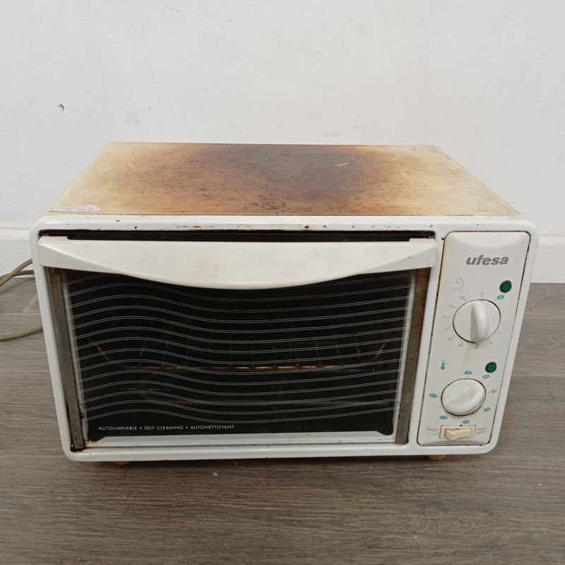 Lote anterior: Horno marca UFESA para venta en condiciones de segunda mano