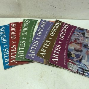 Lote siguiente: Revistas Artes y Oficios Uruguayas