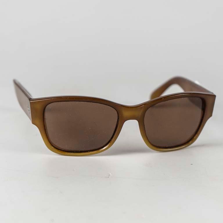 Lote siguiente: Par de lentes de sol Bollé