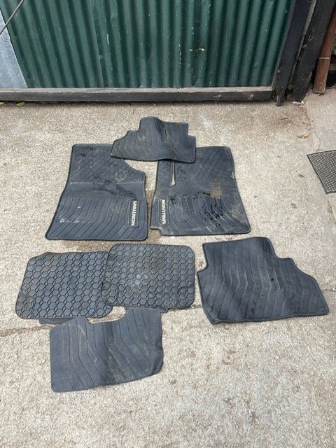 Item 27993 - Image 0