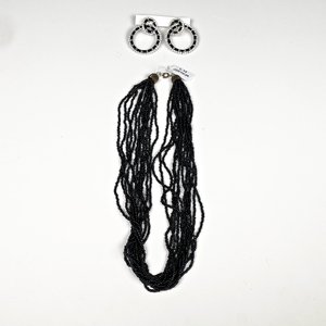 Conjunto de Collar de Mostacillas Negras y Par de Arracadas con Cristales - imagen 2