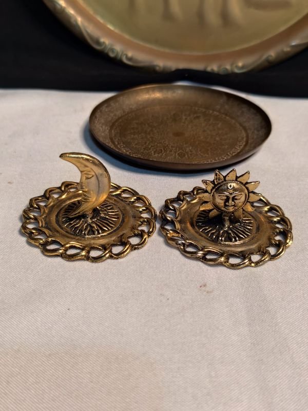 Dos Porta Inciensos y Accesorios en Bronce - imagen 2