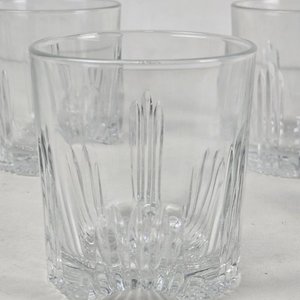 Juego de 6 Vasos Bajos para Whisky con Diseño Tallado - imagen 3