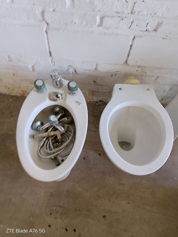 Item 900615 - Image 0