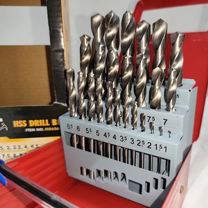 Juego de 25 mechas para metal Müller HSS, hasta 13mm, en valija roja - imagen 2