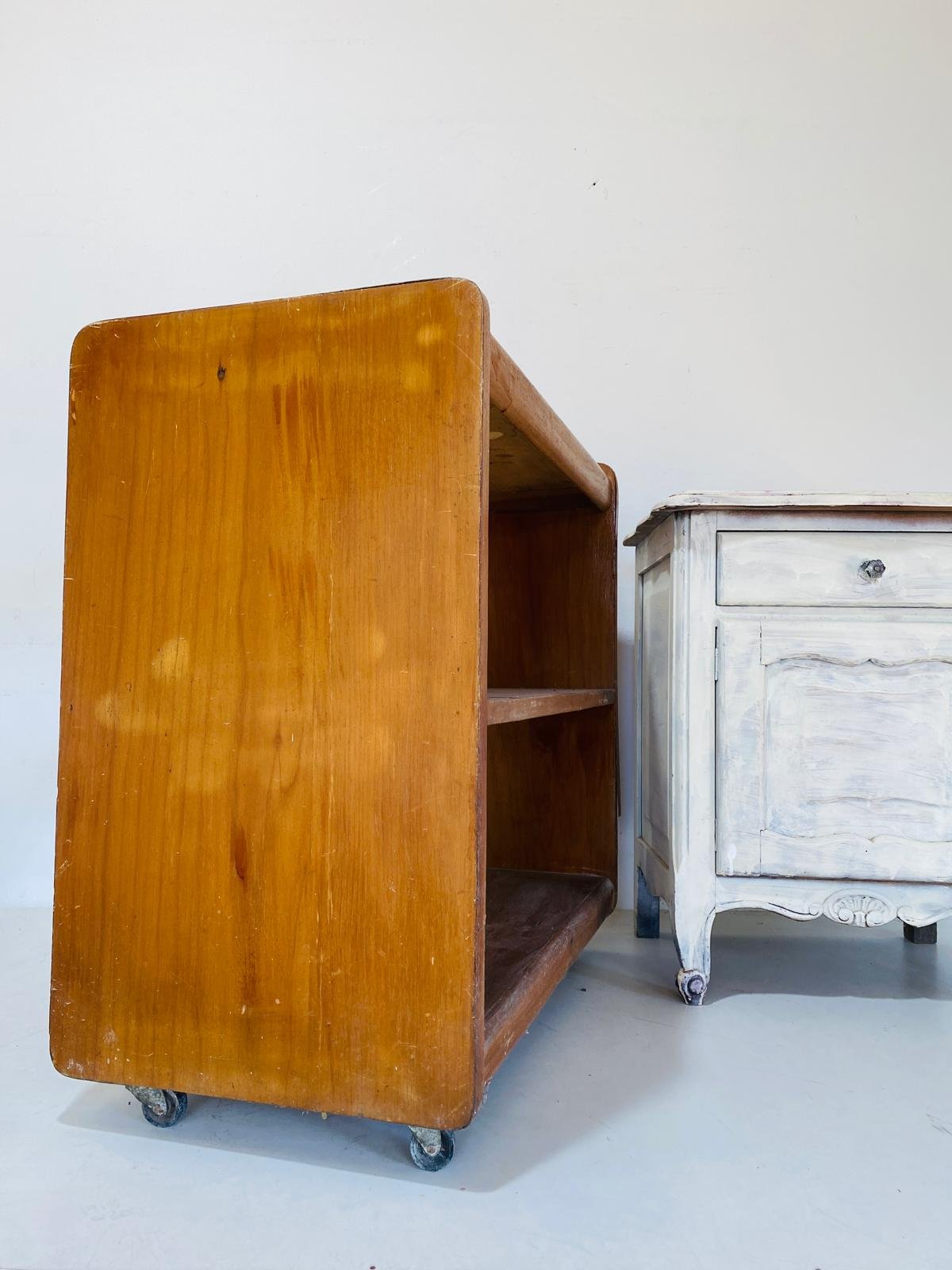 Item mesa-de-luz-color-blanco-rack-de-tv-2-estantes - Image 1