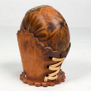 Mate de Calabaza con Virola de Plata y Oro y Base de Cuero - imagen 3