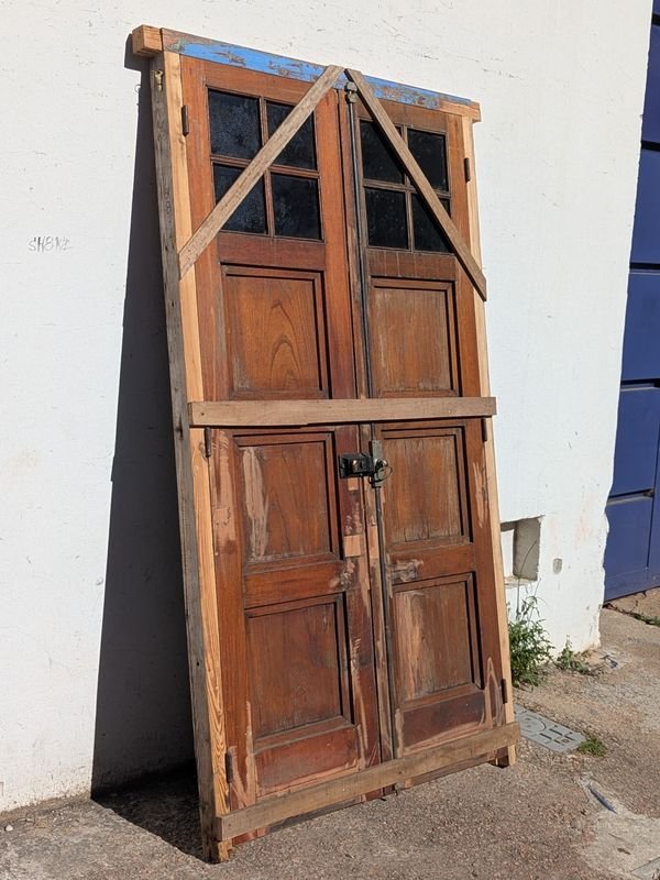 Puerta doble de cedro con marco de pinotea - imagen 3