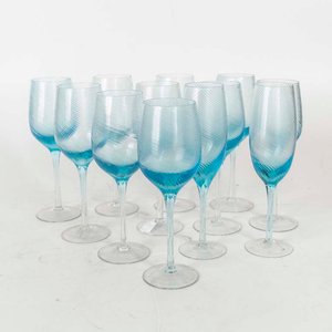 Lote anterior: Juego de 12 Copas de Cristal Color Turquesa: 10 de Agua y 2 de Champagne