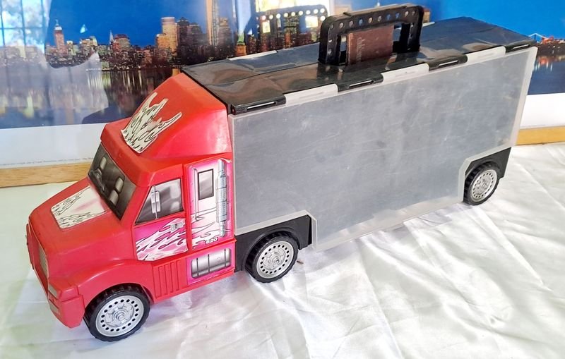 Item 879666 - Image 0