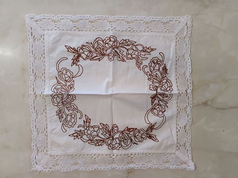 Pañuelos con bordado floral y encaje - Ropa de lujo