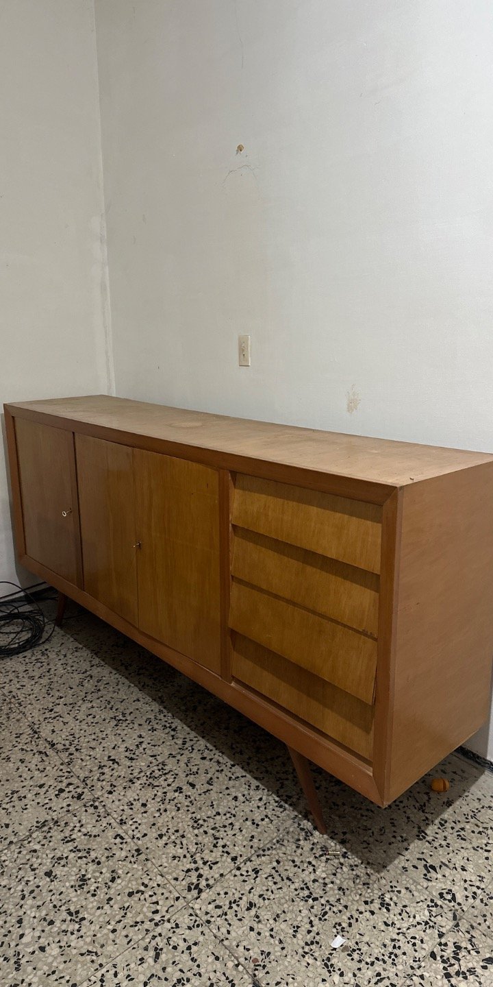 Bargueño de madera estilo nórdico