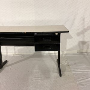 Escritorio Metálico con Tapa MDF y 2 Cajones - imagen 3