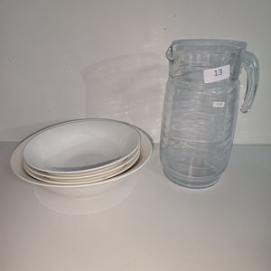 Jarra de Vidrio y Cuatro Boles de Loza Blanca - imagen 4