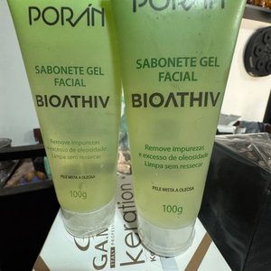 Lote anterior: Set de 2 Geles Renovadores Faciales Porán Bioathiv 100g