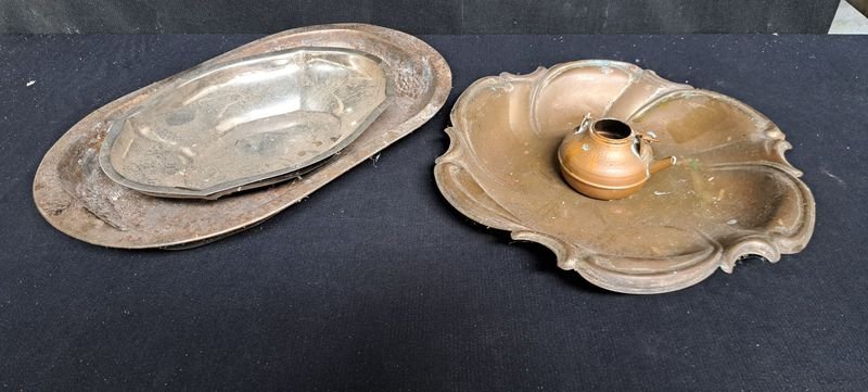 Lote anterior: Fuente de plata con caldera de cobre de adorno