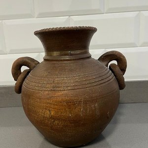 Ánfora Decorativa con Aplique de Sol en Cobre - imagen 2