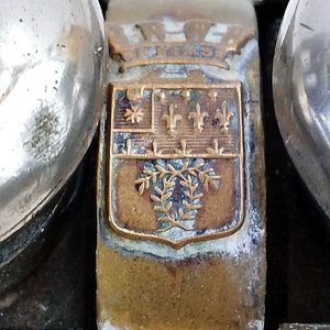 Tintero Antiguo de Trinchera Primera Guerra Mundial con Base de Proyectil y Escudos de Reims - imagen 7