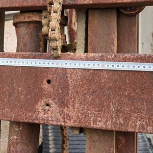 Mástil Apilador con Ruedas y Cadena - imagen 4