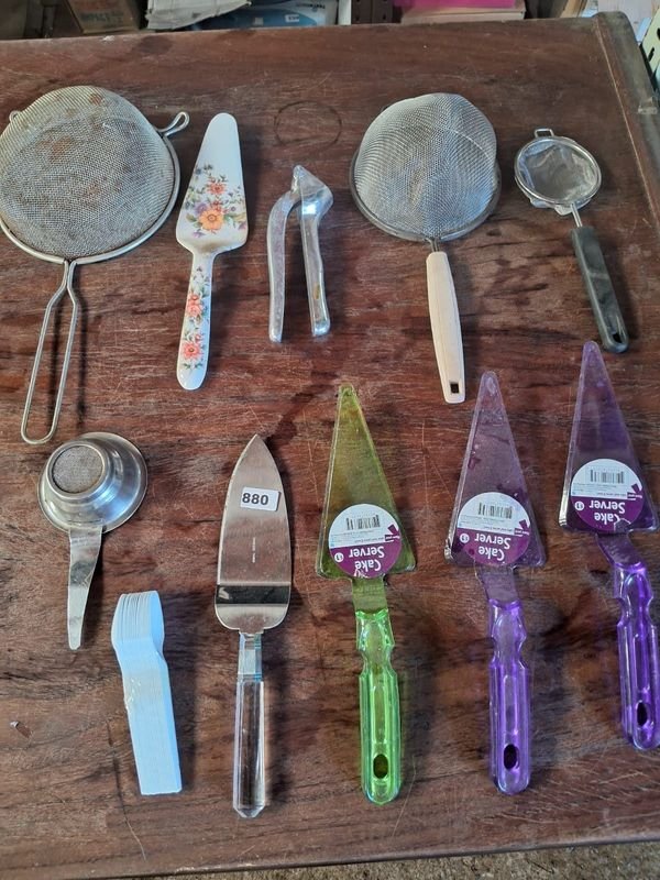 Utensilios de cocina en buen estado - imagen 4