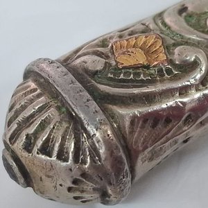 Cabo de Plata y Oro con Diseño Floral y Calado - imagen 7