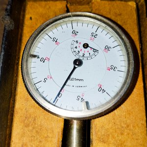 Reloj Comparador Alemán para Medición de Precisión - imagen 2
