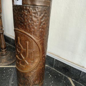 Paragüero de Cobre con Grabado Decorativo - imagen 4