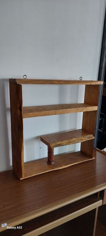 Estante artesanal de madera de arbol handmade - imagen 7