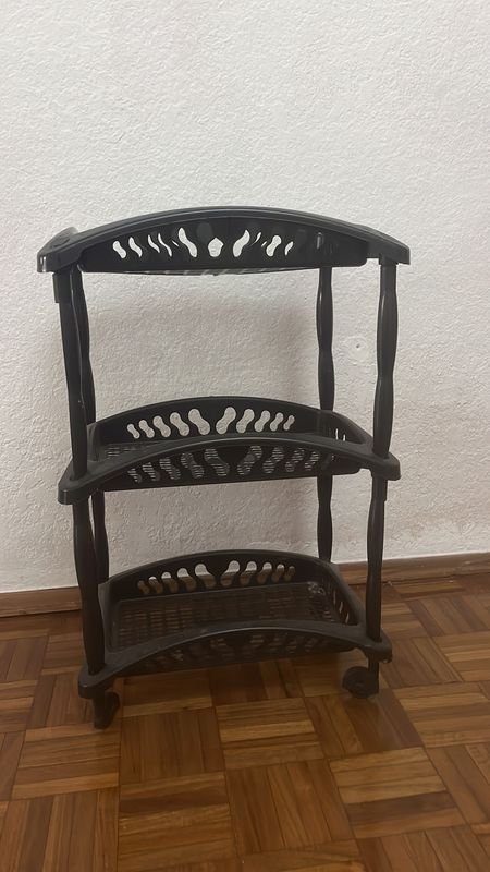 Lote siguiente: Organizador en plástico de 3 niveles