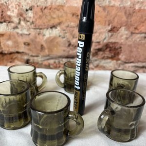 Set de 6 Jarritas de Vidrio Prensado Oscuro - imagen 5