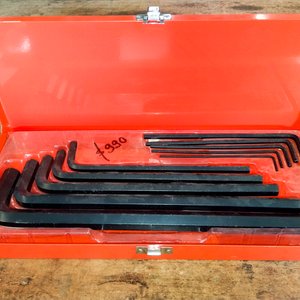 Caja Naranja con 10 Llaves Allen Metálicas - imagen 2