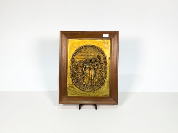 Lote siguiente: Bronce Relieve de Escena Romántica
