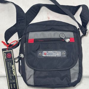 Lote de Bolsos, Maletines y Mochilas Negras Variadas - imagen 7