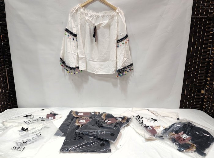 Lote de 8 Blusas para Dama con Flecos, Nuevas