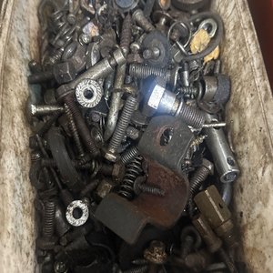 Lote anterior: Lote de Tornillos y Elementos Metálicos Varios