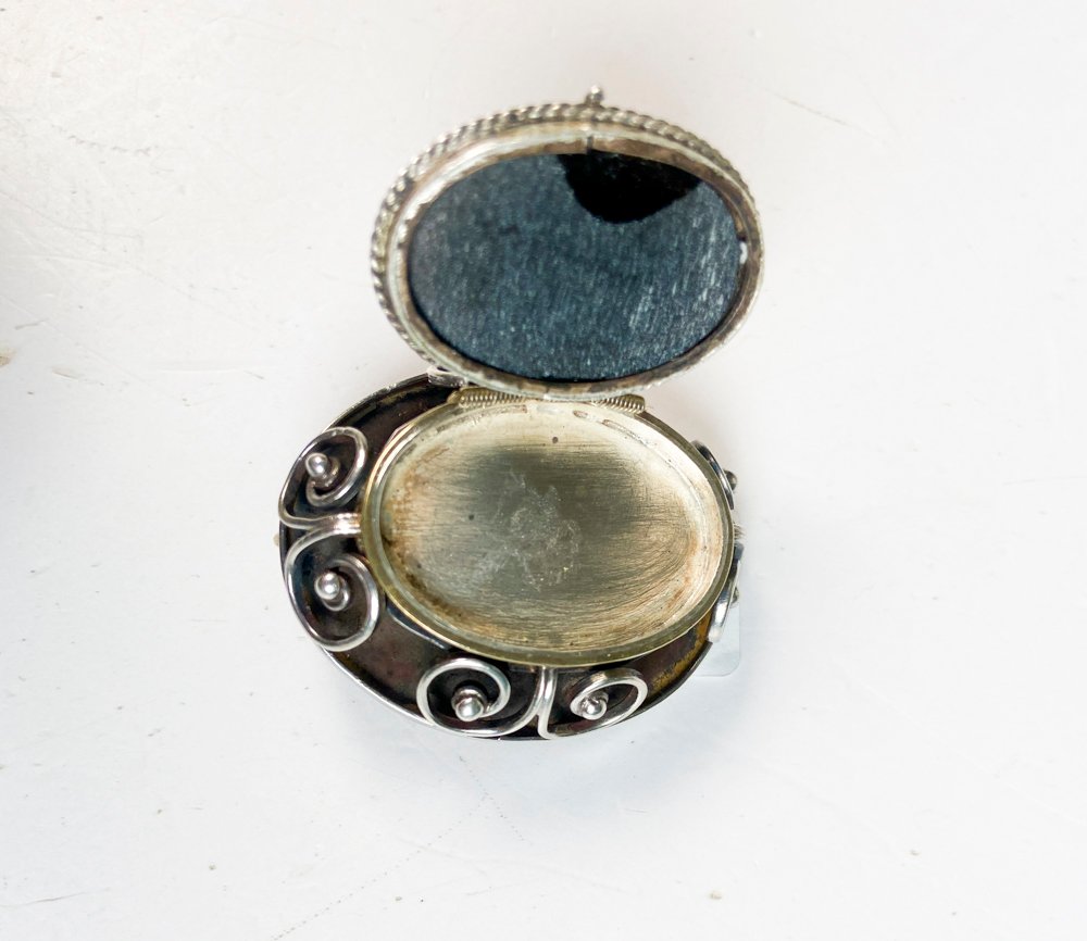 Item 502701 - Image 1