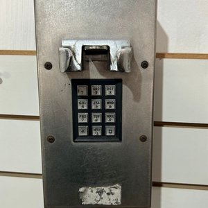Teléfono Antiguo de Pared con Discado y Portero Eléctrico - imagen 2
