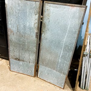Mueble Metálico de Chapa con Cuatro Puertas - imagen 4
