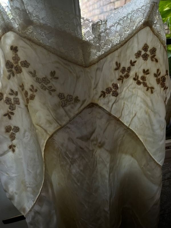 Carteras y sobres antiguos, vestidos y accesorios para mujer - imagen 8