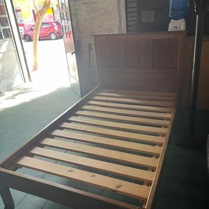 Cama de Plaza y Media de Madera con Elástico - imagen 3
