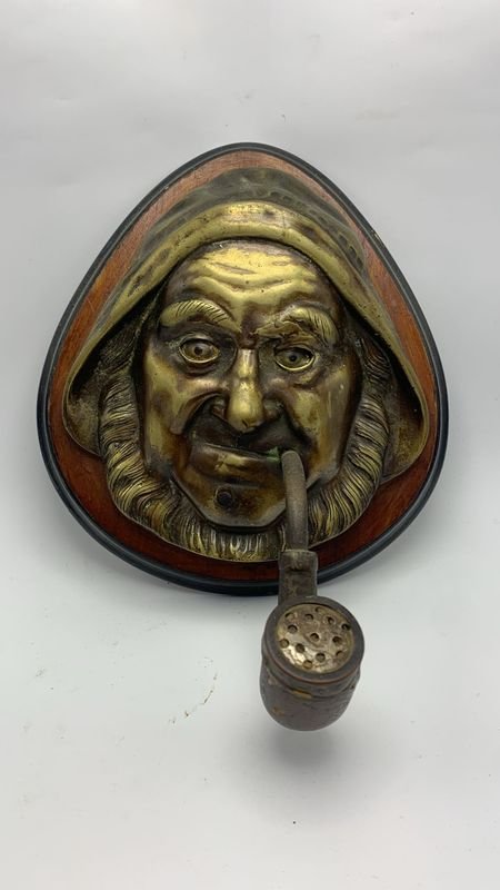 Lote anterior: Antiguo escultura de marinero de bronce y madera