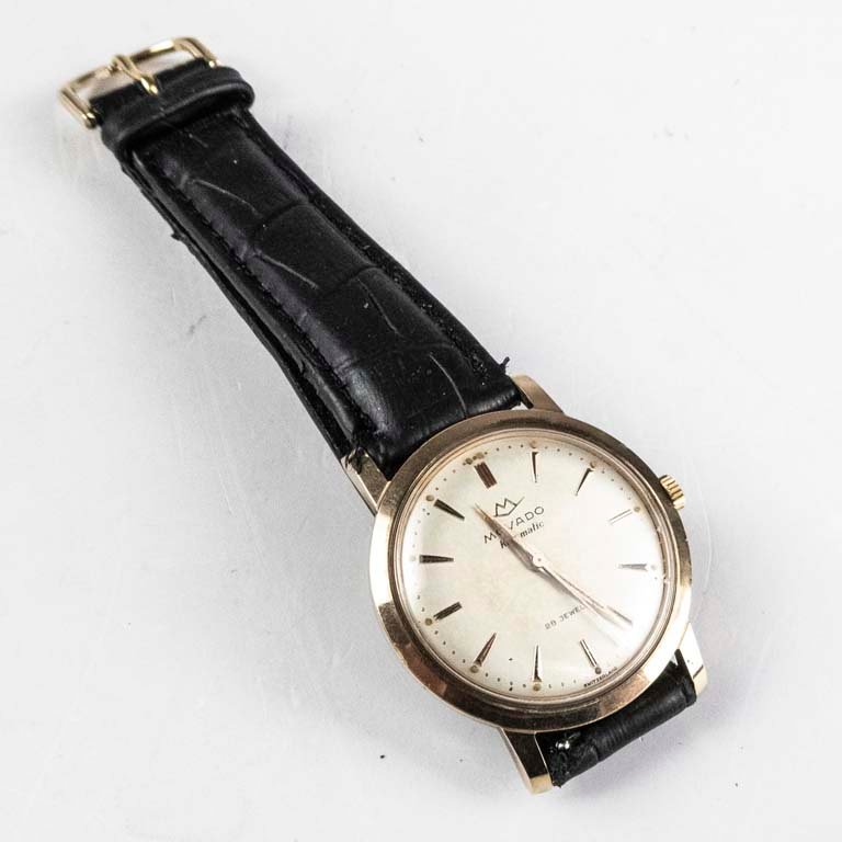Reloj Movado automático con malla de cuero - imagen 2