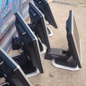 Lote de 5 Monitores HP Compaq LA1751g - imagen 2