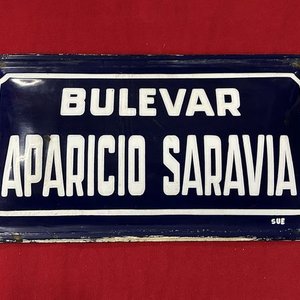 Lote anterior: Chapa de Calle "Bulevar Aparicio Saravia" Antigua
