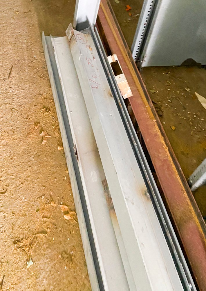 Seis piezas de hierro doble 't' para construcción - imagen 3